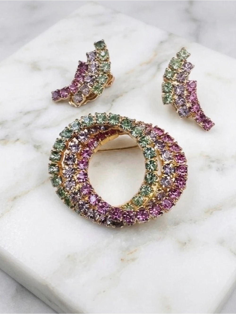 Vintage Pastel Rhinestone Interlocking Circle Brooch & Clip Earrings Set